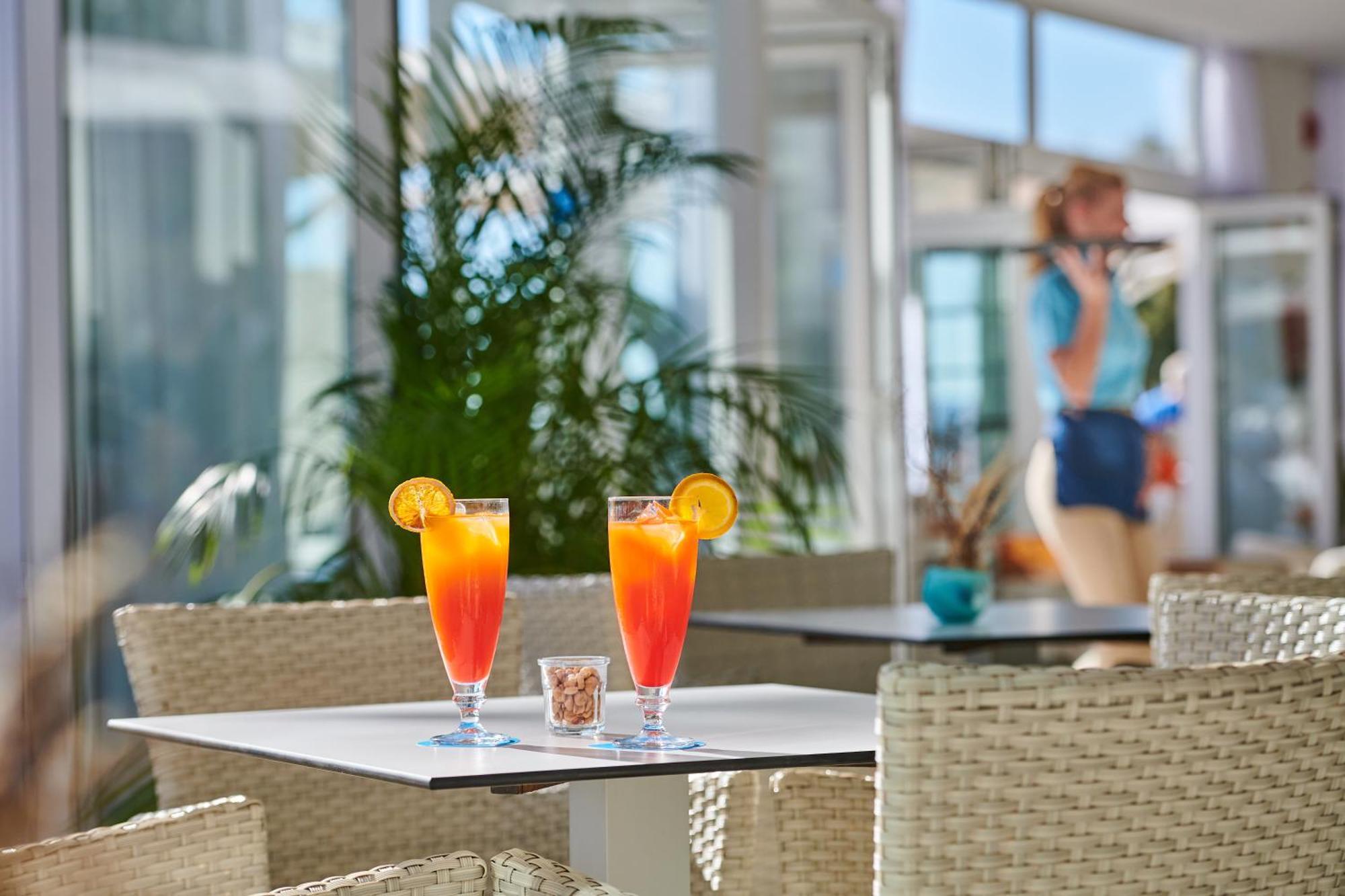 Grupotel Acapulco Playa - Adults Only Playa de Palma  Bagian luar foto