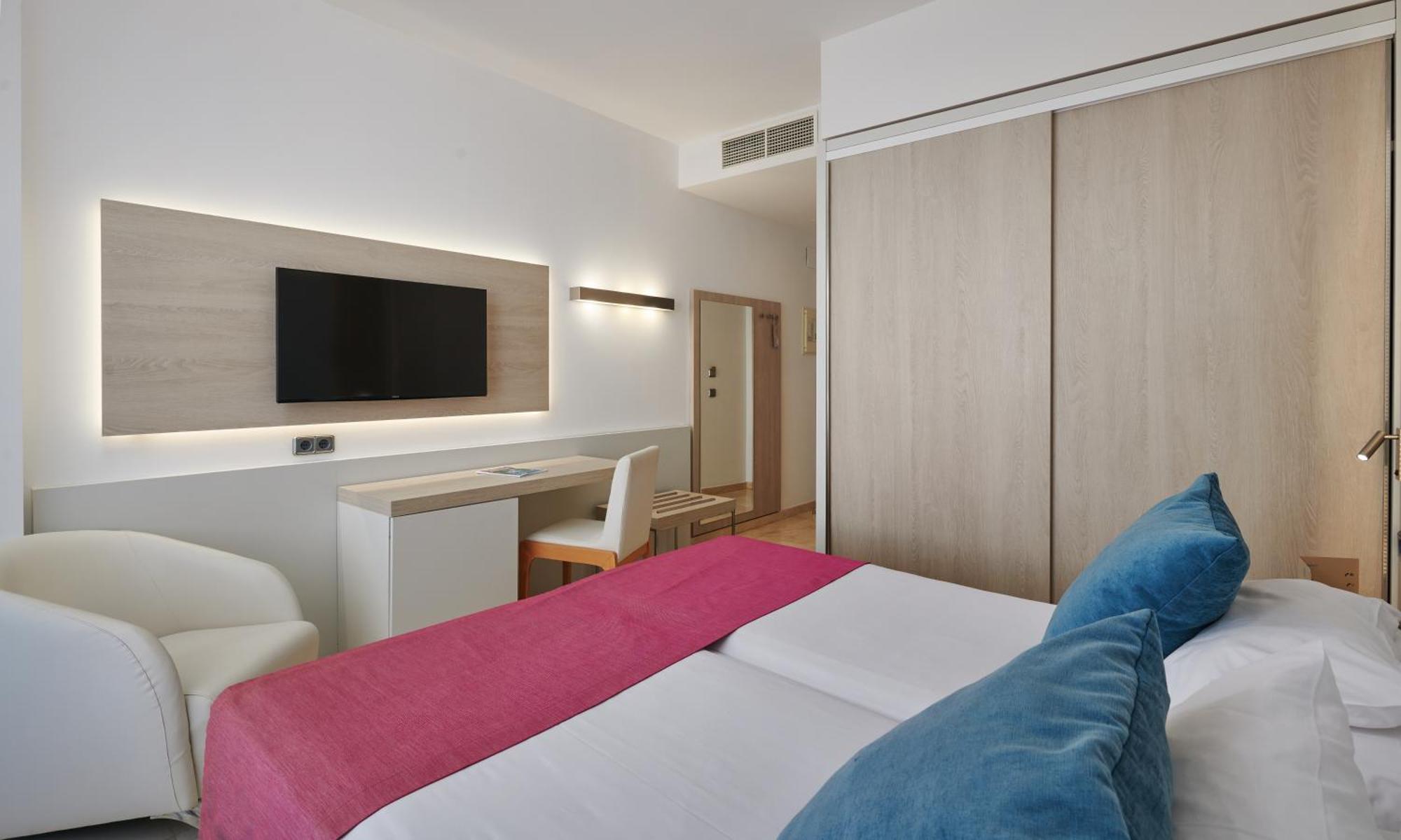 Grupotel Acapulco Playa - Adults Only Playa de Palma  Bagian luar foto